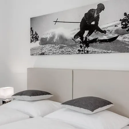 Lounge Apartment